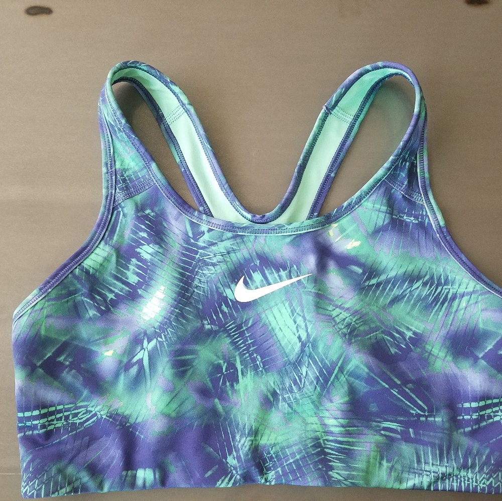 Sports bra